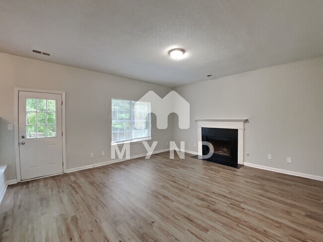 Building Photo - 3740 Salem Meadows Dr