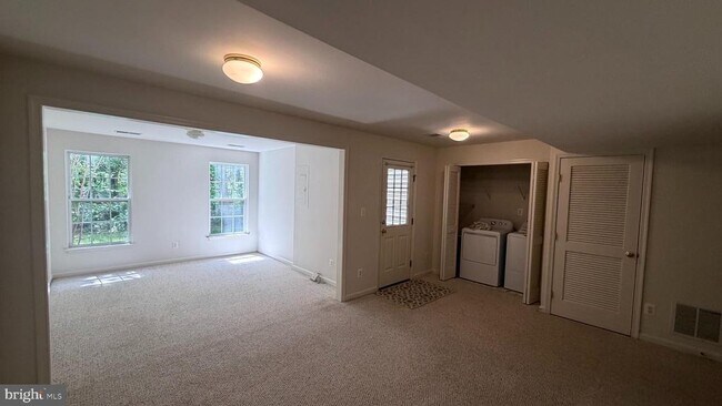 Foto del edificio - 13643 St Johns Wood Pl