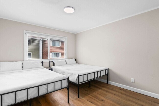Foto del edificio - 2309 Cherry Hills Dr