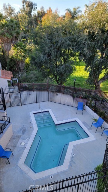 Building Photo - 2490 S Ola Vista