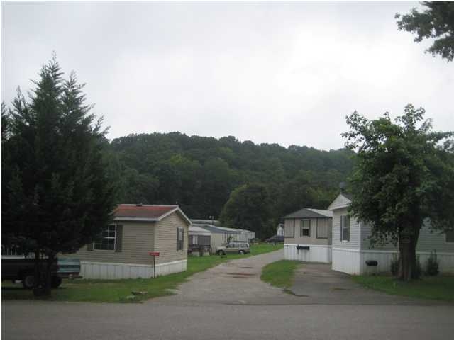 Mobile Homes - Hillcrest Mobile Home Park