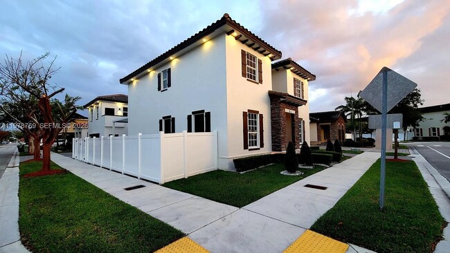 Foto del edificio - 17070 SW 91st St