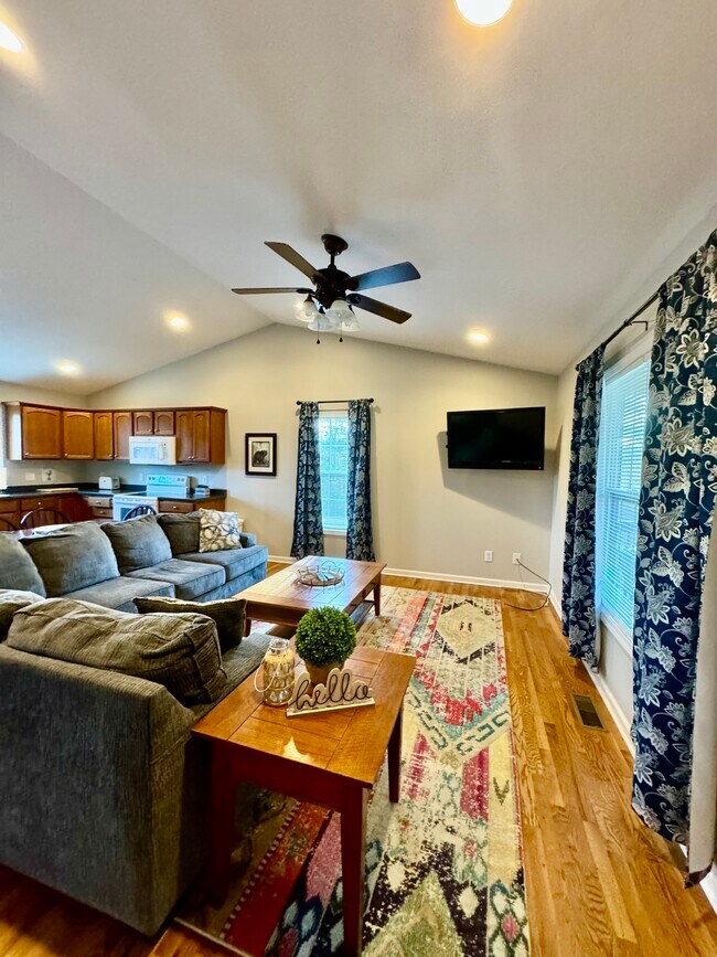 Foto del edificio - 120 Barefoot Ridge Dr
