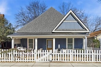 Building Photo - 1030 Kirkwood Ave SE