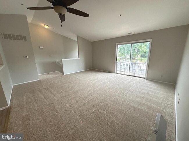 Building Photo - 154 Crestmont Dr