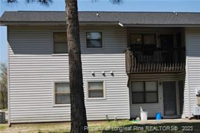 Building Photo - Timberlake  Apartments