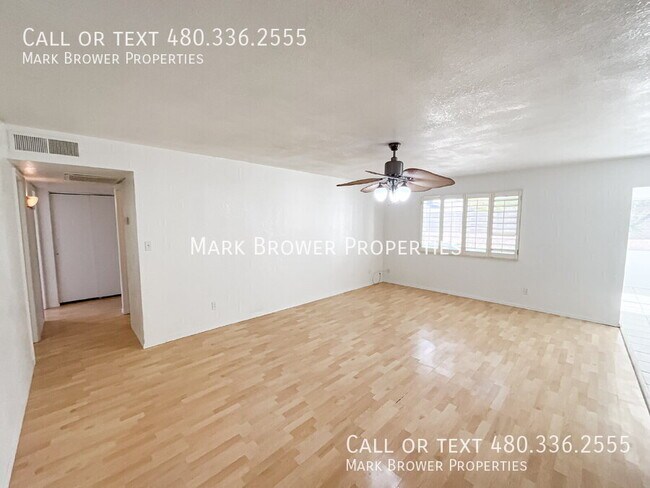 Photo - 5833 W Chicago St House