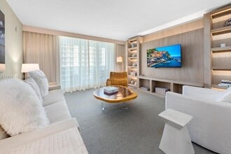 Building Photo - 102 24th St