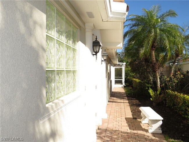 Foto del edificio - 3387 Cayman Ln