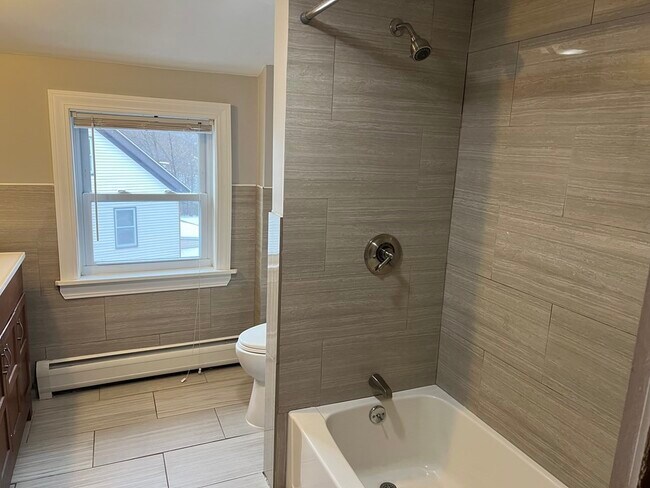 Foto del edificio - 163 Eliot St