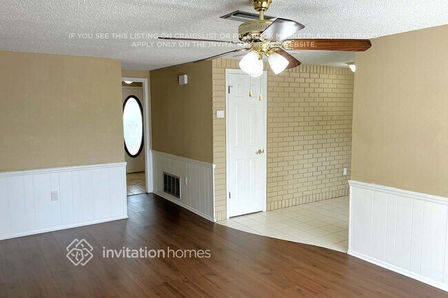 Foto del edificio - 12206 Meadowbrook Ln