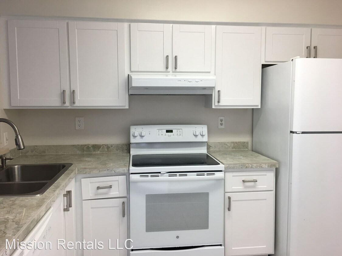 Primary Photo - 2 br, 2 bath Apartment - 6890 Southgate Bl...