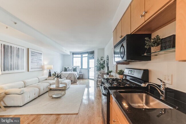 Foto del edificio - 1117 10th St NW