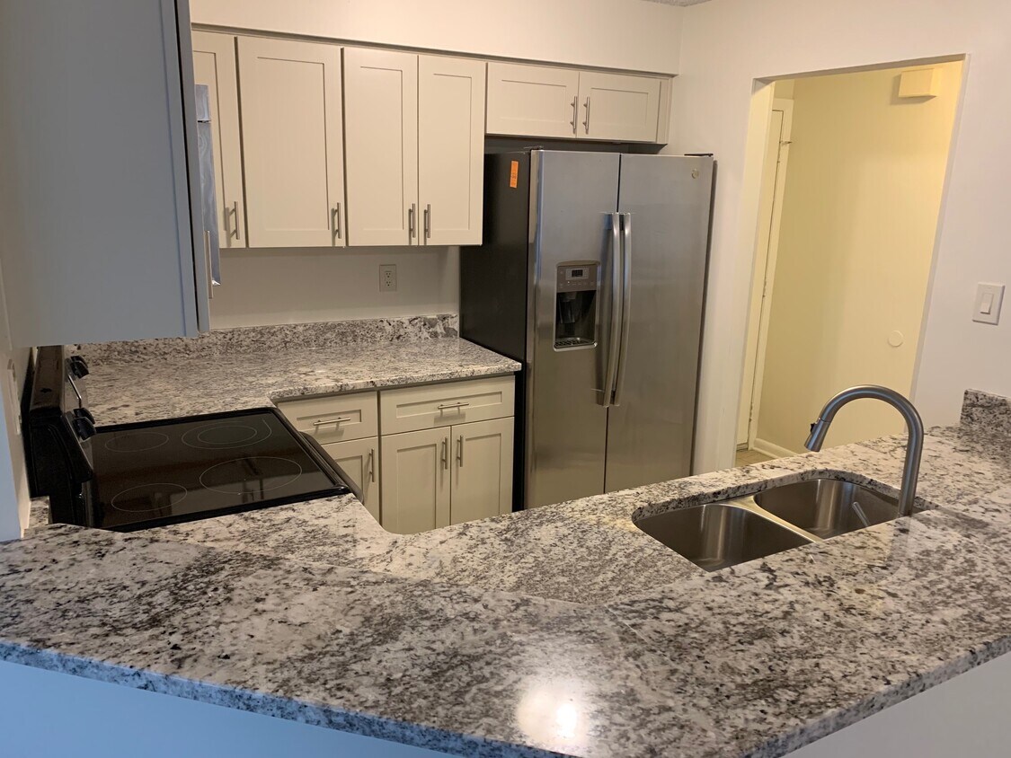 5205 Thatcher Way Unit Thatcher Way, Virginia Beach, VA 23456 Condo