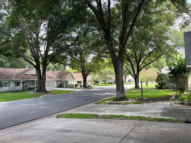 Foto del edificio - 8745 SW 92nd RS
