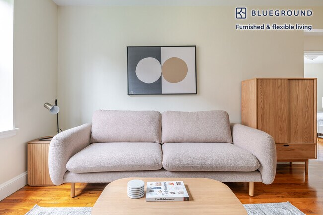 Foto del edificio - 264 Harvard St