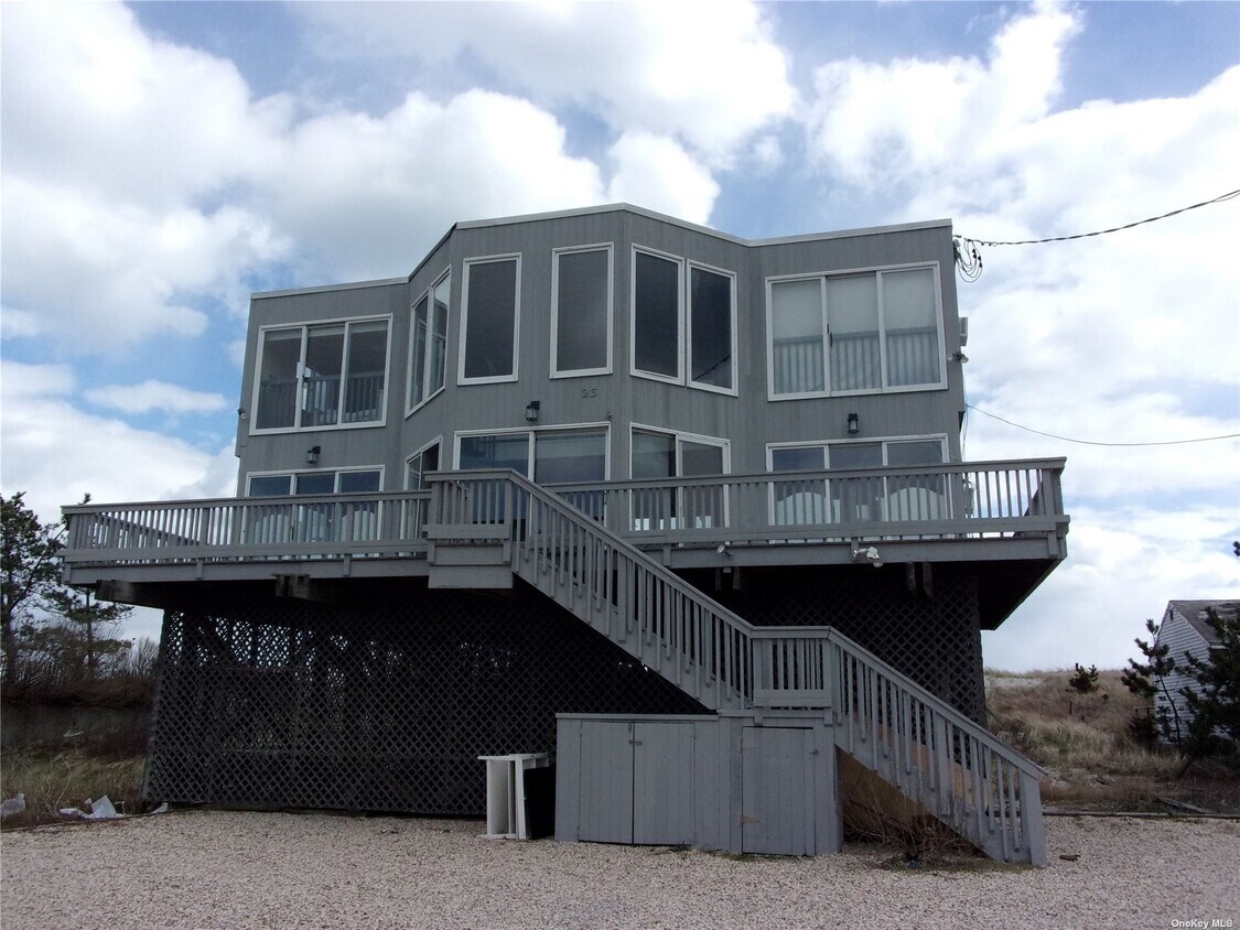 23 Dune Rd, East Quogue, NY 11942 House Rental in East Quogue, NY