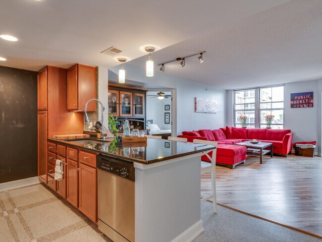 ¡Bienvenido a casa! - 11800 Sunset Hills Rd