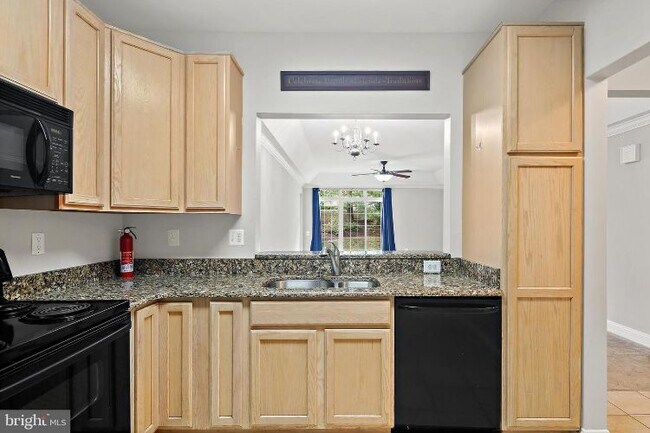 Building Photo - 5910 Great Star Dr