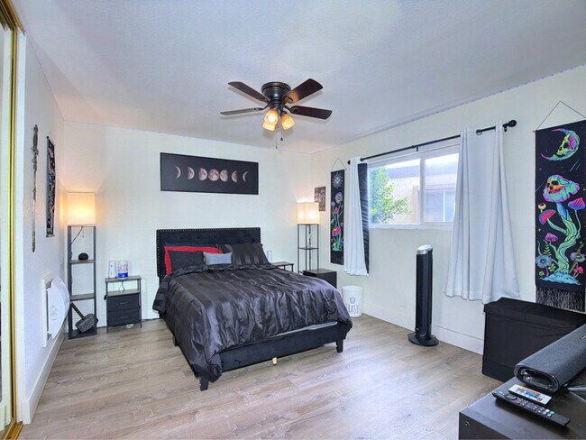 Foto del edificio - 1627 Pentecost Way