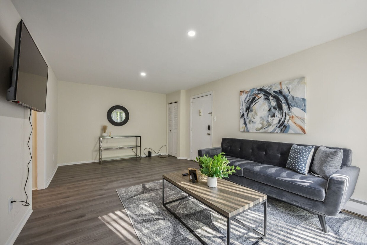 Foto principal - 410 Wharton Dr
