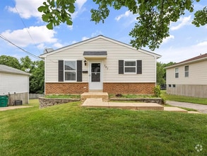 Building Photo - 107 Reasnor Ave