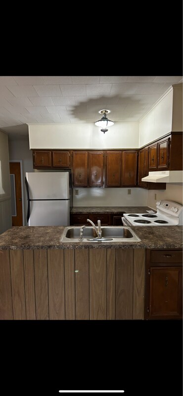 Foto principal - 361 Warren Ave
