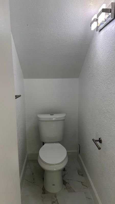 Foto del edificio - 1134 Woodbine Rd