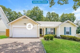 Building Photo - 1204 Curran Ct