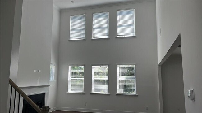 Foto del edificio - 3403 Dover Run Ln