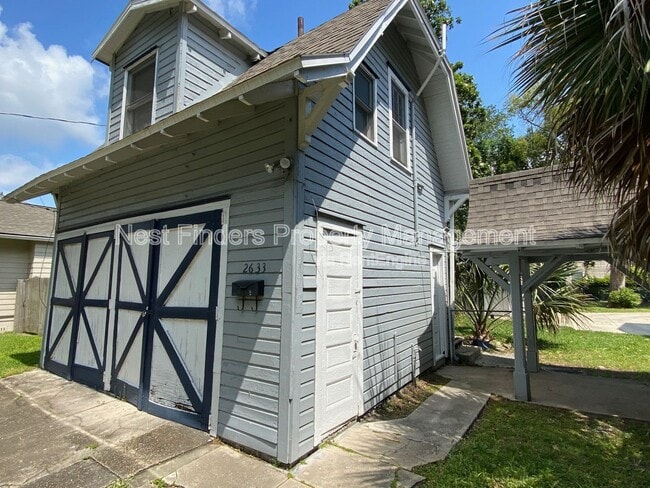 Building Photo - 2633 Post St