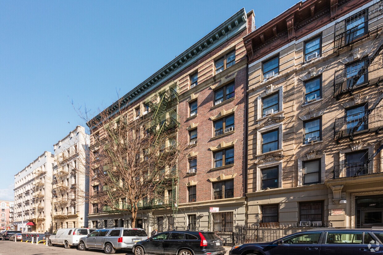 Fotografía del edificio - 535 West 151st Street