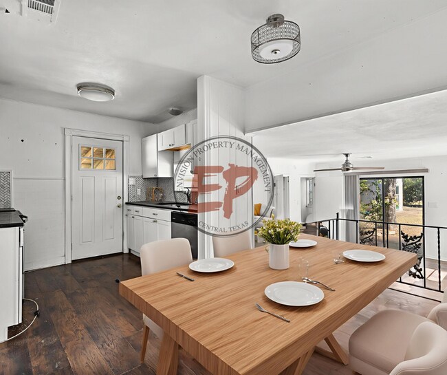 Foto del edificio - 618 Adams Ave