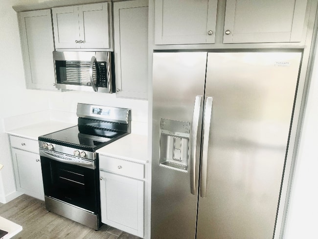 Building Photo - 5937 Littlestone St