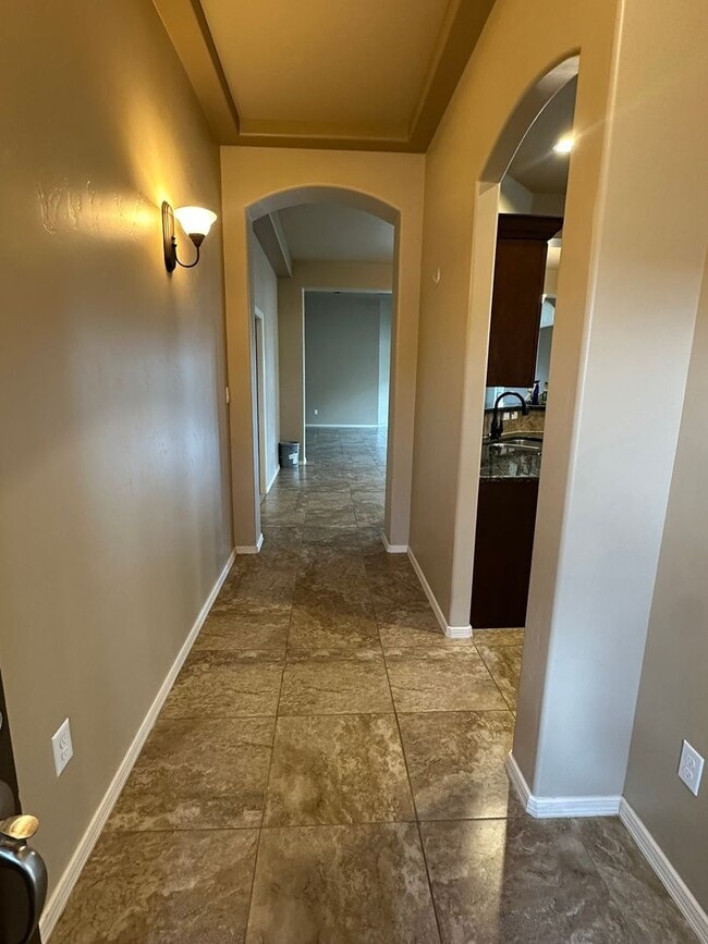 Building Photo - 4747 Zeno Pl
