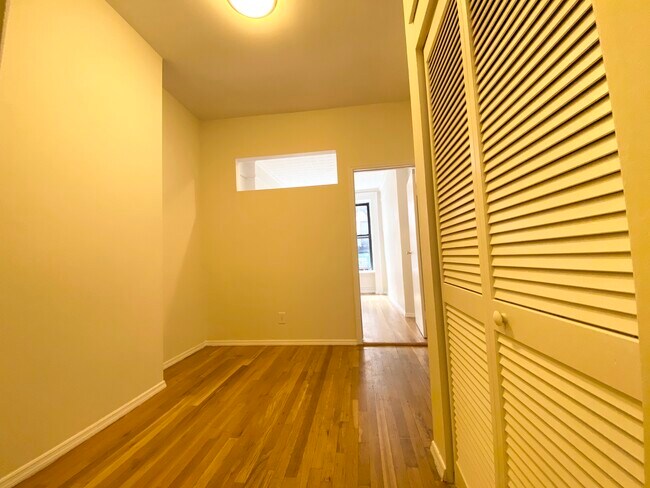 Foto del edificio - 217 E 29th St