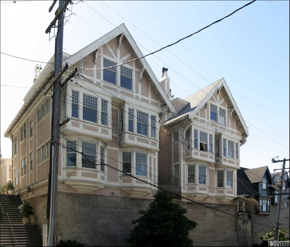 Building Photo - 1111 - 1133 Green Street