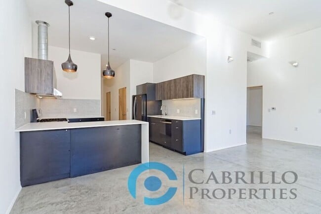 Foto del edificio - 2870 Fourth Ave