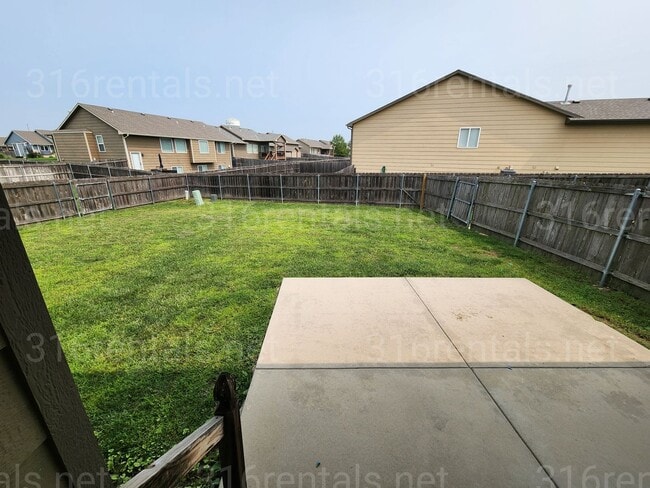 Building Photo - 5286 N Lycee St