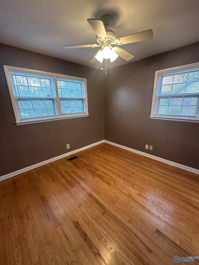 Foto del edificio - 3319 Barton Ave NW