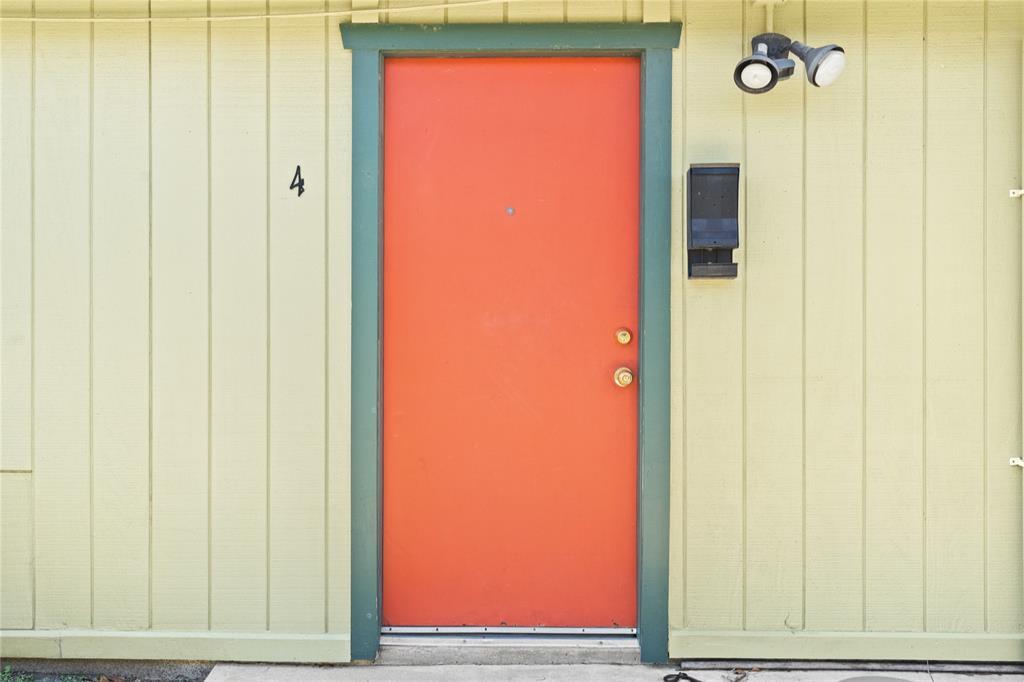 2200 Peach Ave Unit 4, Bay City, TX 77414 Room for Rent in Bay City