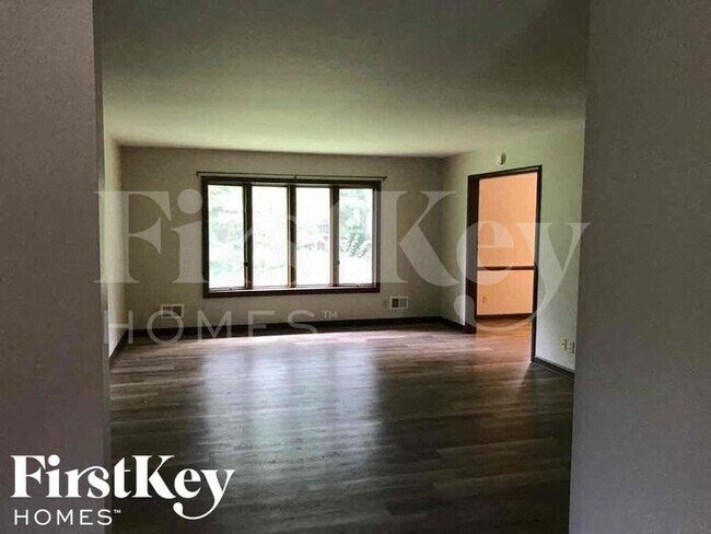 Foto del edificio - 1311 Lawrence Rd