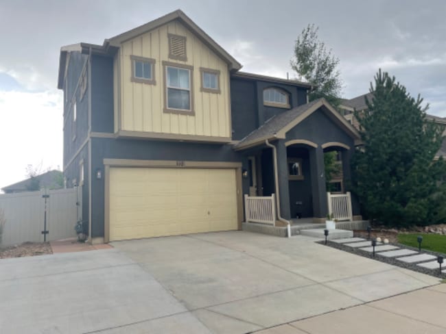 Building Photo - 110 Pear Lake Way