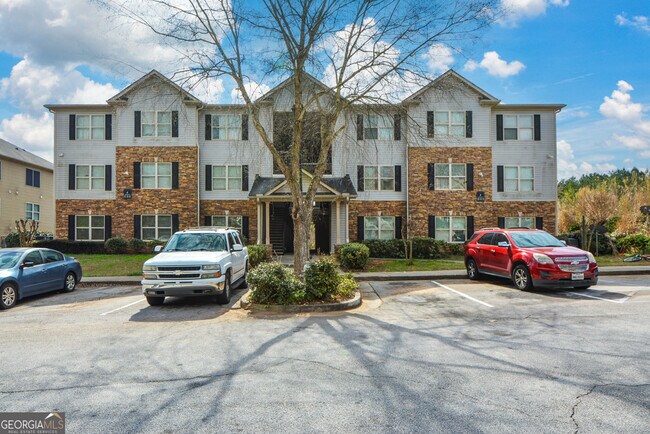 Foto del edificio - 4103 Fairington Club Dr