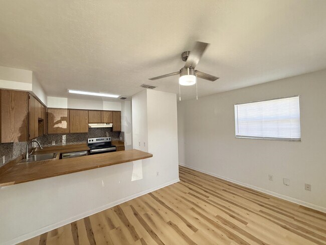Foto del edificio - 3815 Osprey Cir