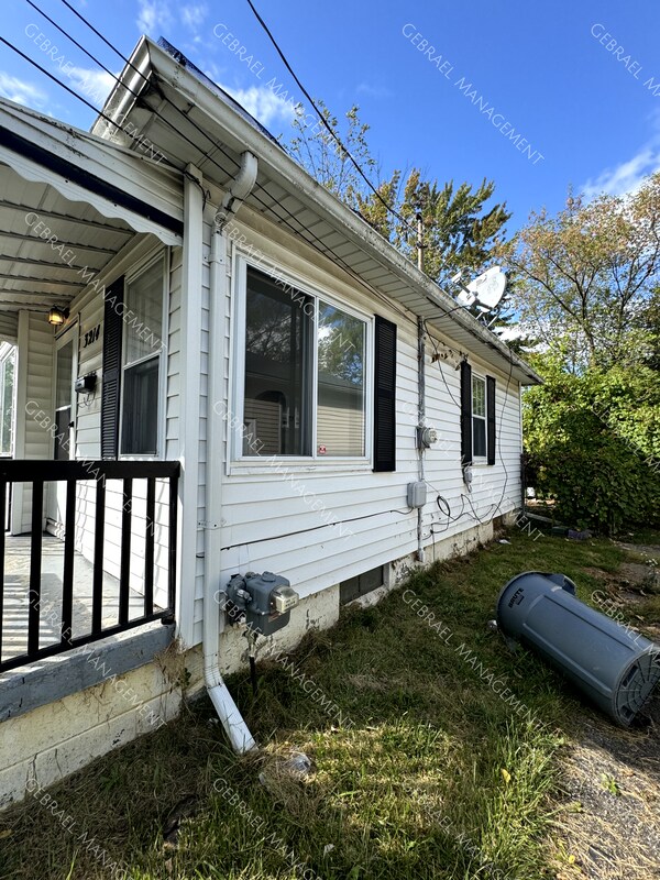 Building Photo - 3214 Herrick St
