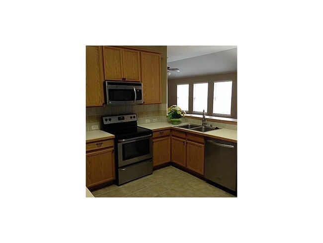 Building Photo - 7700 Uvalde Way