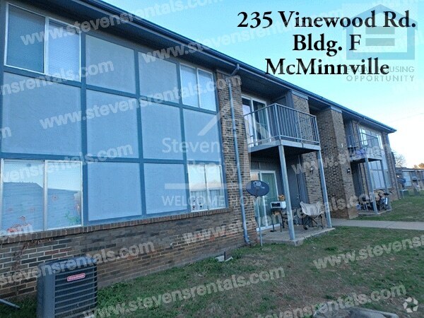 Building Photo - 235 Vinewood Rd