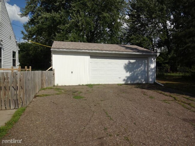 Building Photo - 3 br, 1 bath House - 1408 Sunrise Ave SE