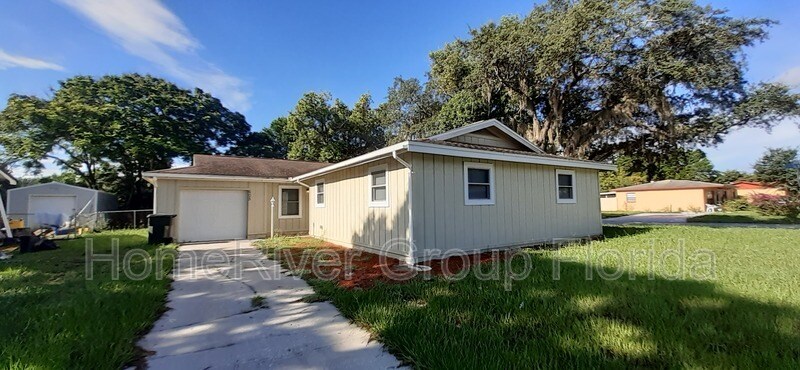 Primary Photo - 605 Spring Creek Dr